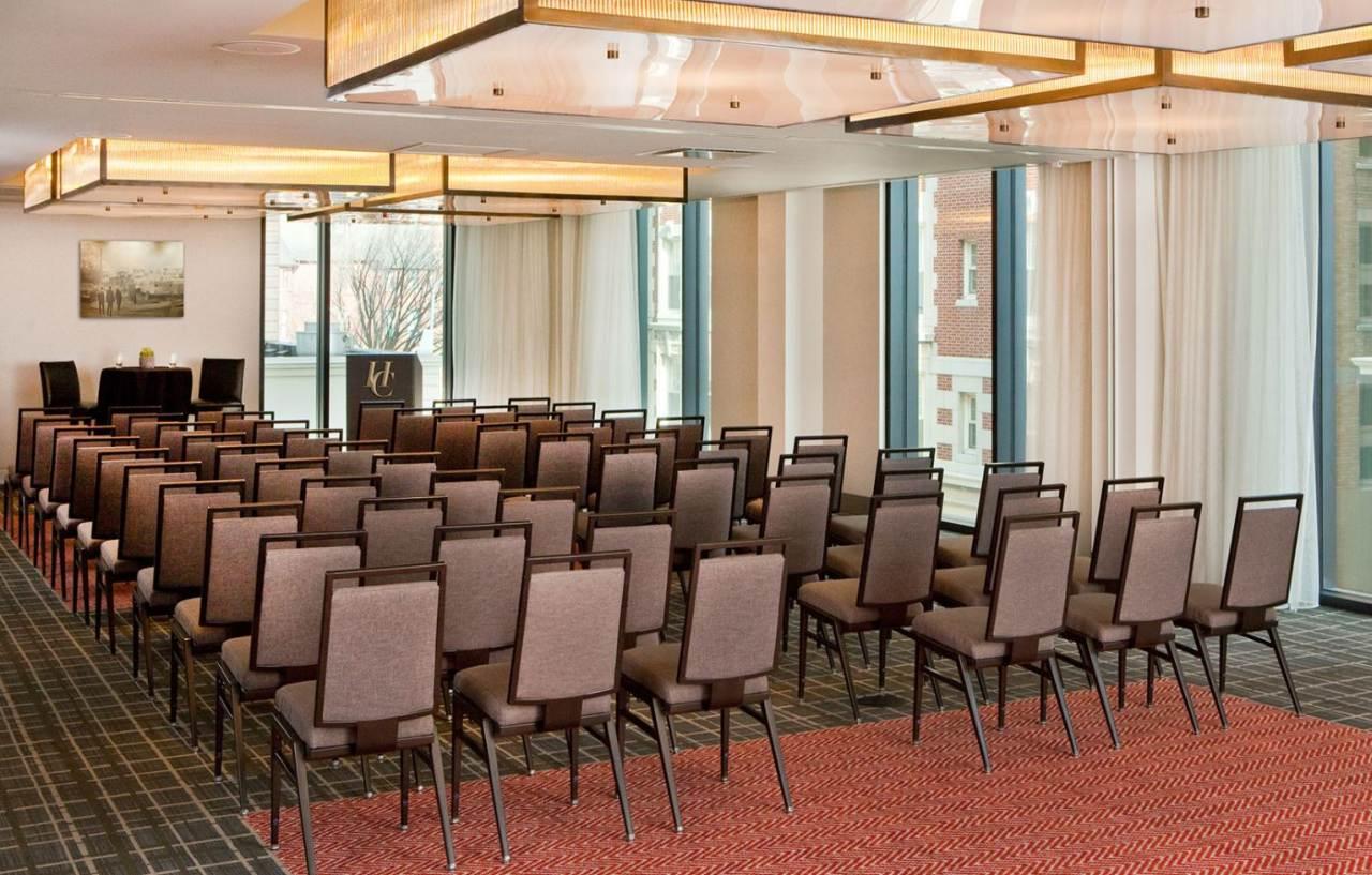Hotel Commonwealth Бостън Екстериор снимка Meeting room