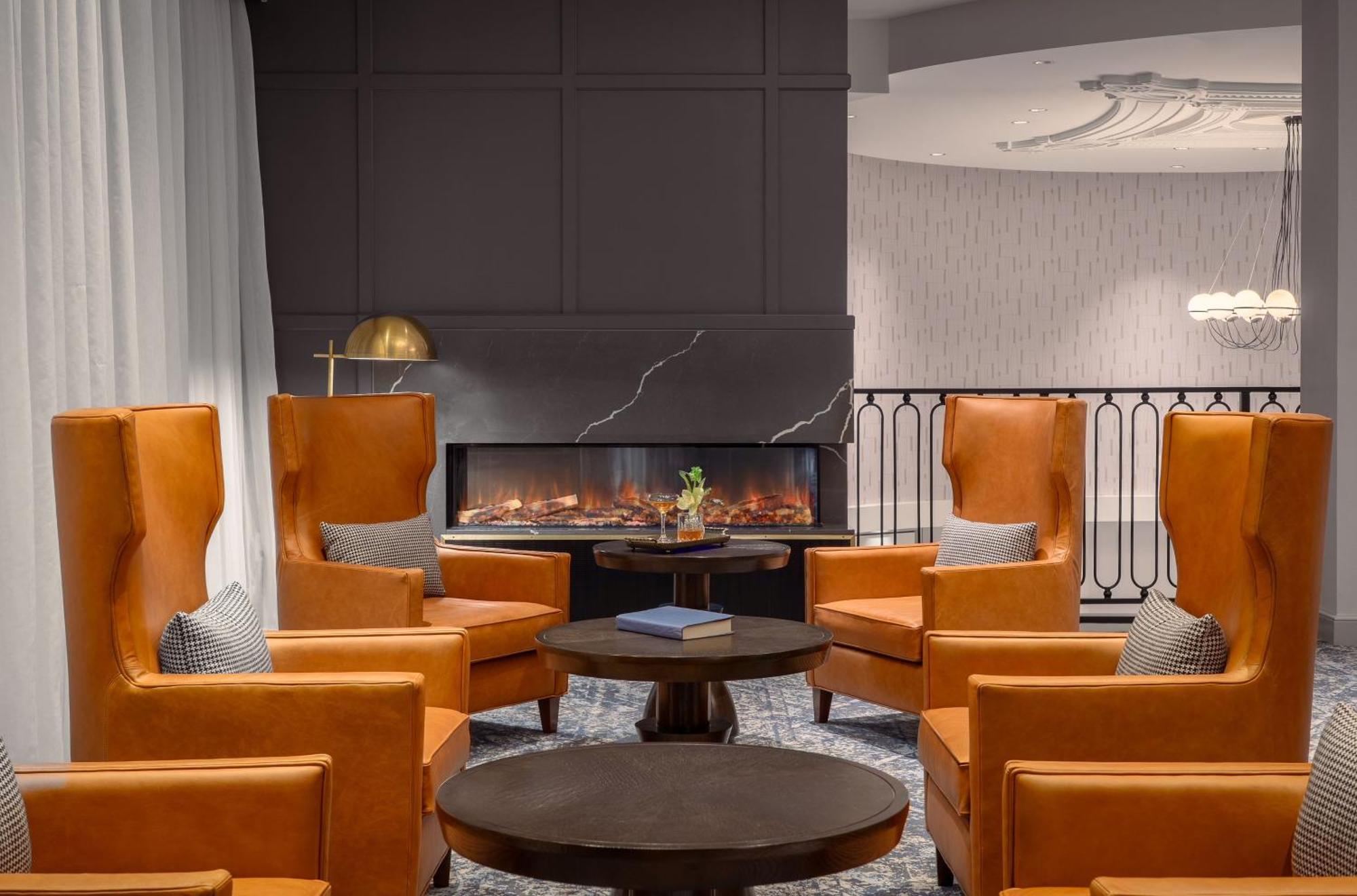 Hotel Commonwealth Бостън Екстериор снимка