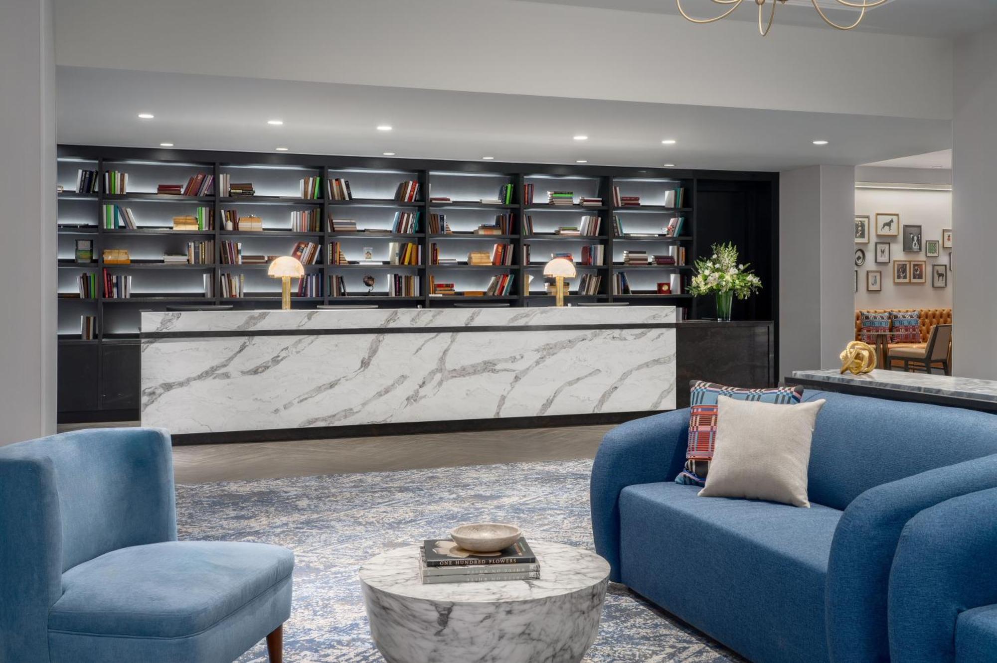 Hotel Commonwealth Бостън Екстериор снимка