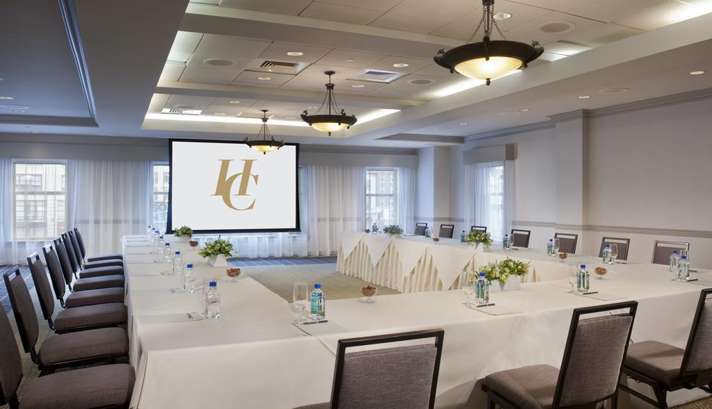 Hotel Commonwealth Бостън Екстериор снимка The meeting room at the K Club