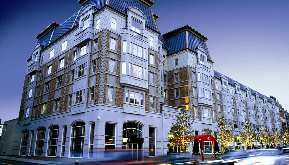 Hotel Commonwealth Бостън Екстериор снимка The hotel in 2007